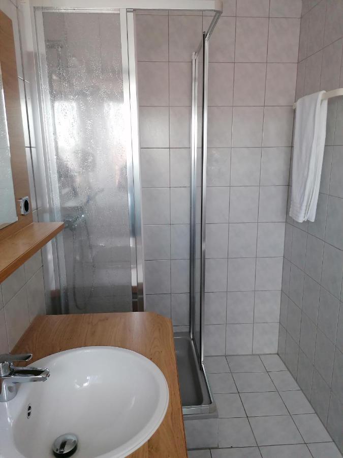 Hotel Kirchenwirt Mirth à Eltendorf Chambre photo